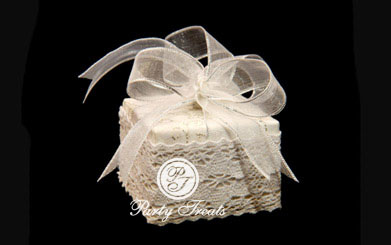 Sri lanka wedding cake